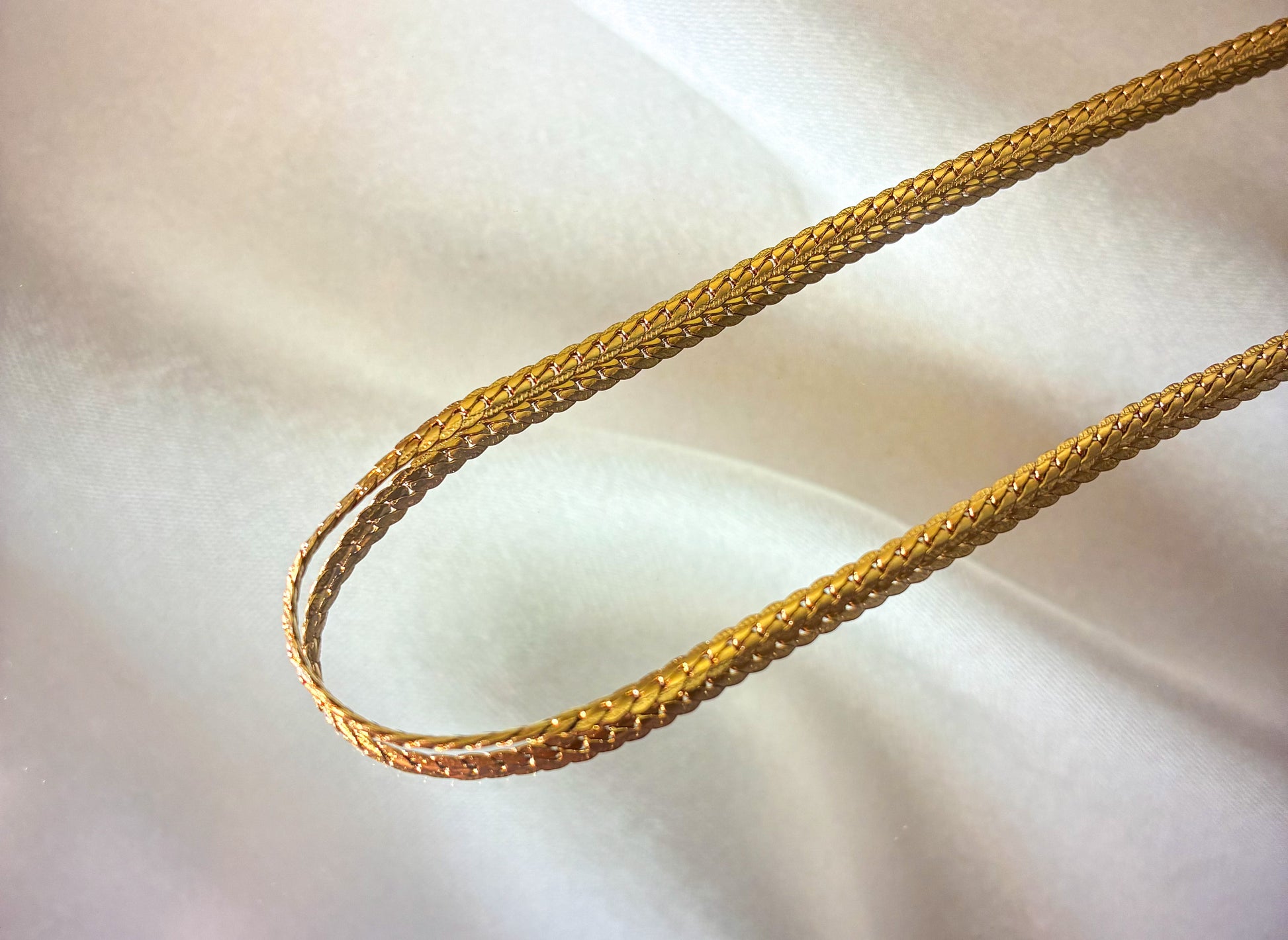 Cadena Grabada Mujer
